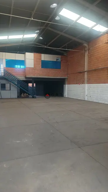 Foto 2 de Armazém / Galpão para alugar, 320m2 em Jardim Maria do Carmo, Sorocaba - SP