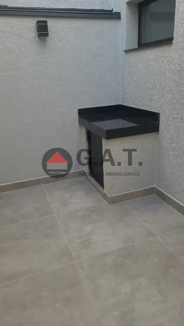 Casa de Condomínio com 3 quartos à venda, 115m2 em Horto Florestal, Sorocaba - SP - imagem 3 Foto 3 de Casa de Condomínio com 3 quartos à venda, 115m2 em Horto Florestal, Sorocaba - SP