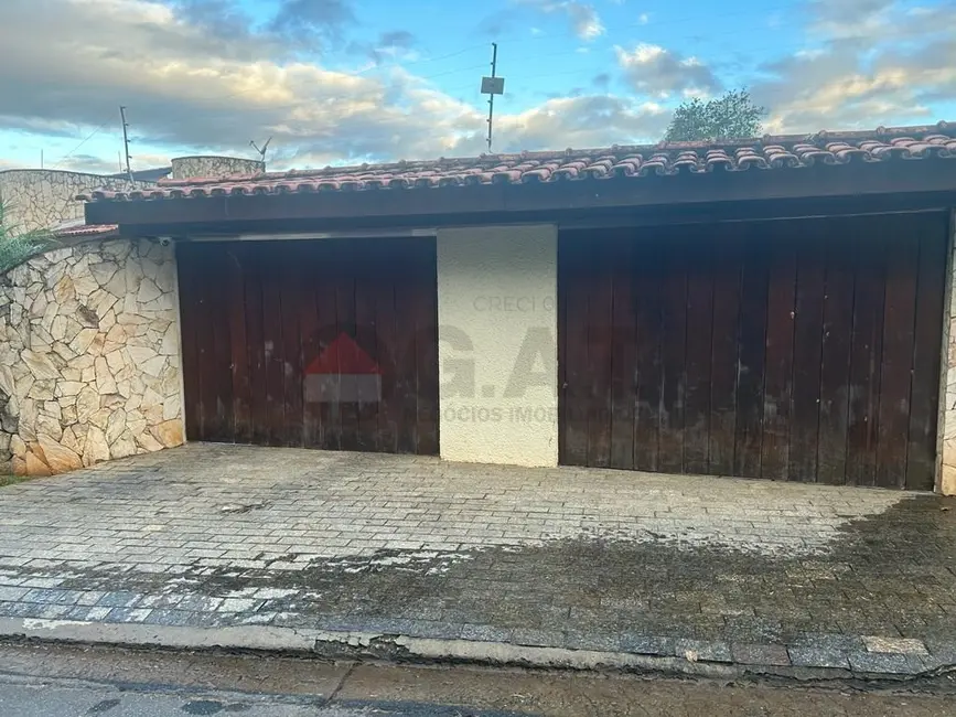 Foto 3 de Casa com 3 quartos para alugar, 650m2 em Jardim América, Sorocaba - SP