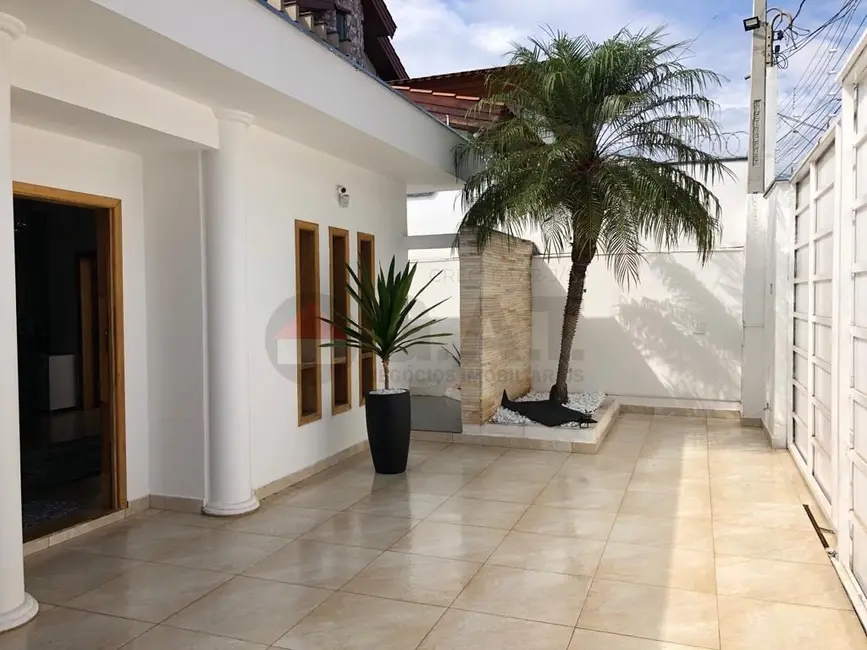 Casa com 3 quartos à venda, 290m2 em Jardim Santa Rosália, Sorocaba - SP - imagem 1 Foto 1 de Casa com 3 quartos à venda, 290m2 em Jardim Santa Rosália, Sorocaba - SP
