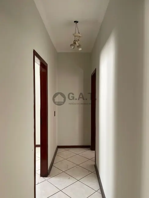 Foto 7 de Casa com 2 quartos à venda, 175m2 em Jardim Zulmira, Sorocaba - SP