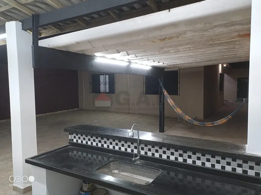 Casa com 4 quartos à venda, 200m2 em Vila Haro, Sorocaba - SP - imagem 9 Foto 9 de Casa com 4 quartos à venda, 200m2 em Vila Haro, Sorocaba - SP