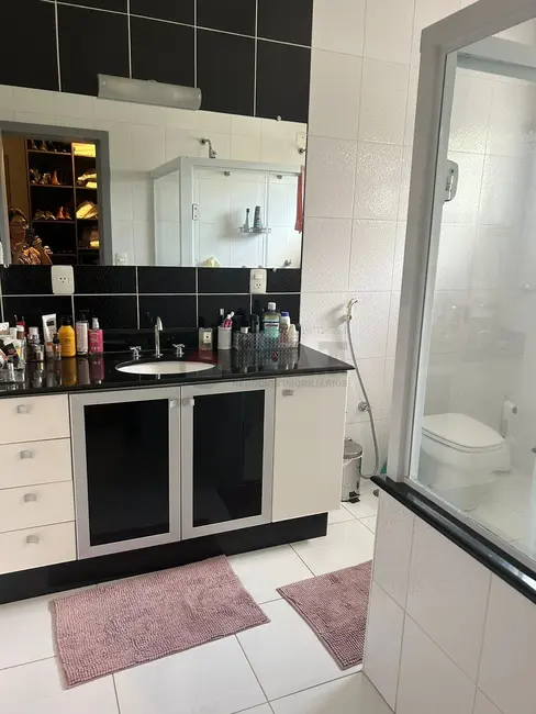 Foto 6 de Casa de Condomínio com 3 quartos à venda, 260m2 em Vossoroca, Votorantim - SP