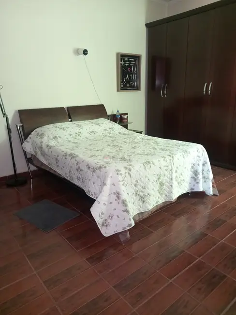 Casa com 3 quartos à venda, 141m2 em Centro, Sorocaba - SP - imagem 9 Foto 9 de Casa com 3 quartos à venda, 141m2 em Centro, Sorocaba - SP
