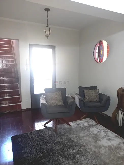 Casa com 3 quartos à venda, 141m2 em Centro, Sorocaba - SP - imagem 3 Foto 3 de Casa com 3 quartos à venda, 141m2 em Centro, Sorocaba - SP