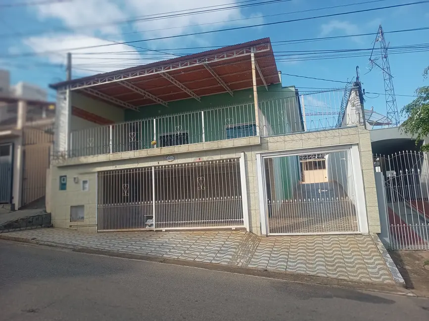 Casa com 3 quartos à venda, 219m2 em Jardim Vera Cruz, Sorocaba - SP - imagem 1 Foto 1 de Casa com 3 quartos à venda, 219m2 em Jardim Vera Cruz, Sorocaba - SP