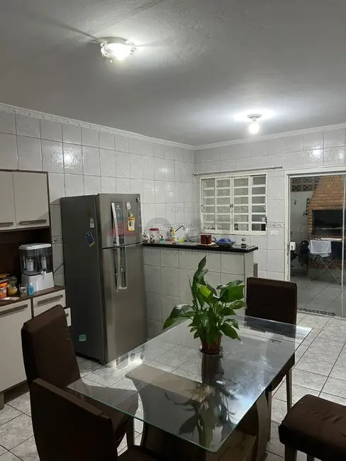 Foto 2 de Casa com 3 quartos à venda, 200m2 em Jardim Itanguá, Sorocaba - SP