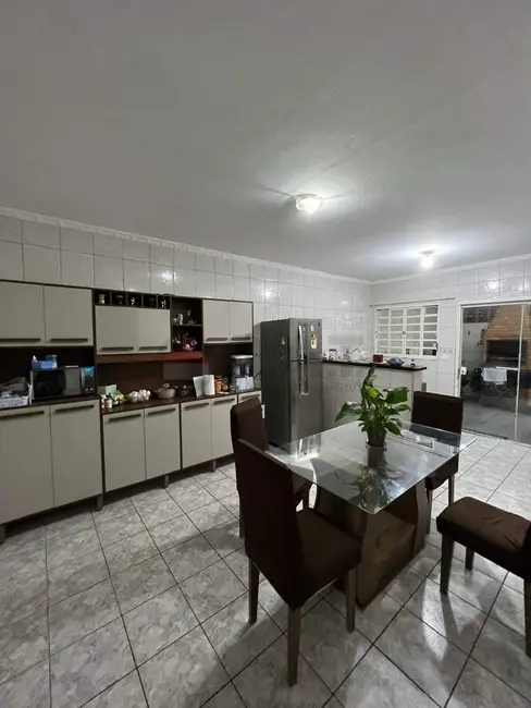Foto 6 de Casa com 3 quartos à venda, 200m2 em Jardim Itanguá, Sorocaba - SP