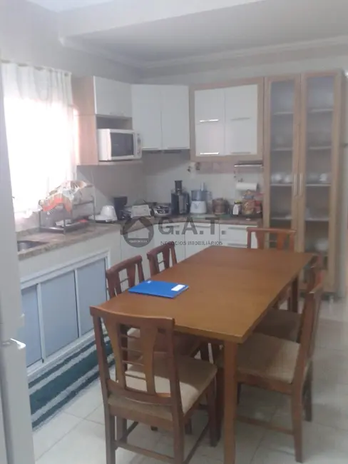 Foto 8 de Casa com 2 quartos à venda, 125m2 em Jardim Rosália Alcolea, Sorocaba - SP