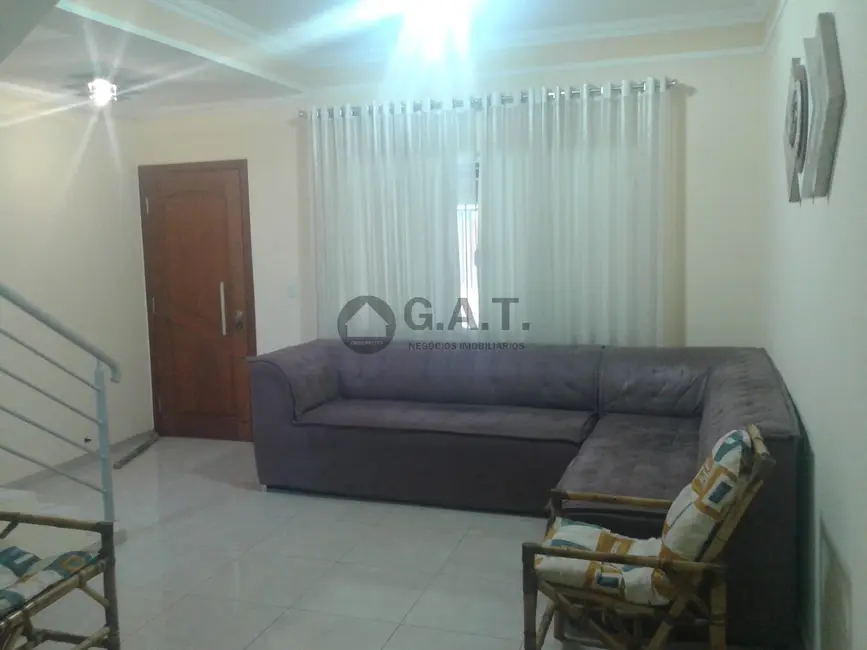 Foto 2 de Casa com 2 quartos à venda, 125m2 em Jardim Rosália Alcolea, Sorocaba - SP