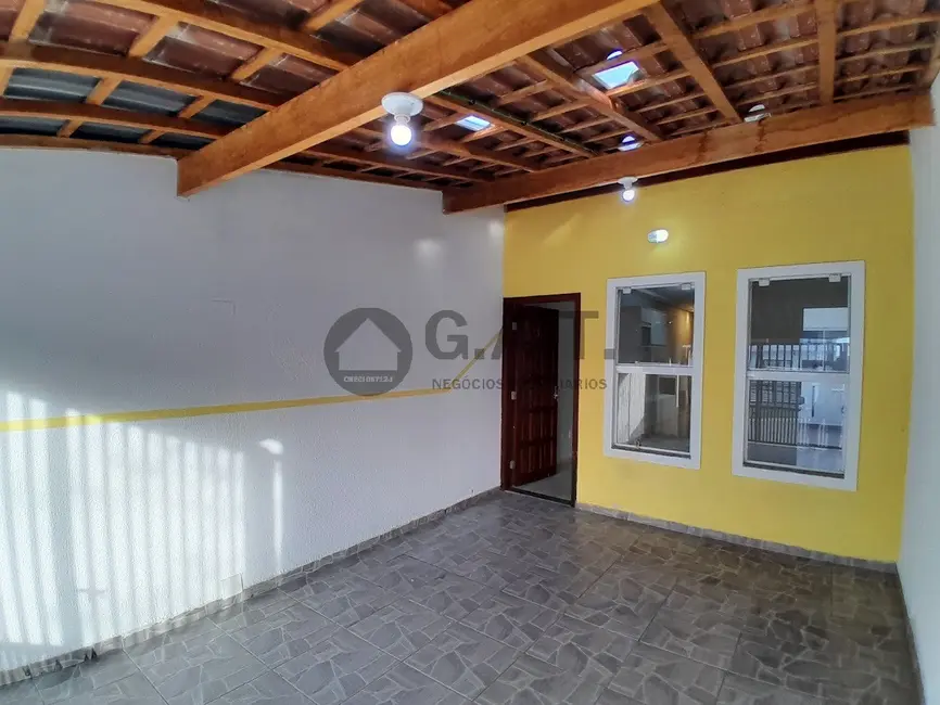 Casa com 2 quartos à venda, 50m2 em Wanel Ville, Sorocaba - SP - imagem 3 Foto 3 de Casa com 2 quartos à venda, 50m2 em Wanel Ville, Sorocaba - SP