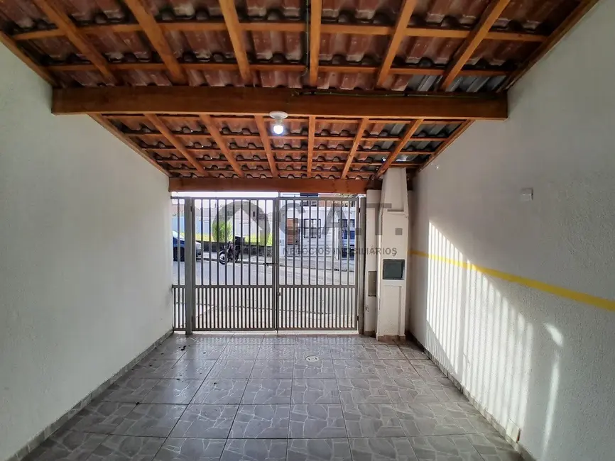 Casa com 2 quartos à venda, 50m2 em Wanel Ville, Sorocaba - SP - imagem 4 Foto 4 de Casa com 2 quartos à venda, 50m2 em Wanel Ville, Sorocaba - SP