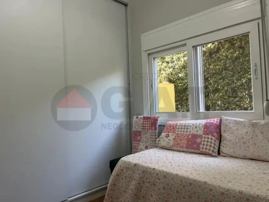 Casa de Condomínio com 3 quartos à venda, 280m2 em Vivendas do Lago, Sorocaba - SP - imagem 8 Foto 8 de Casa de Condomínio com 3 quartos à venda, 280m2 em Vivendas do Lago, Sorocaba - SP