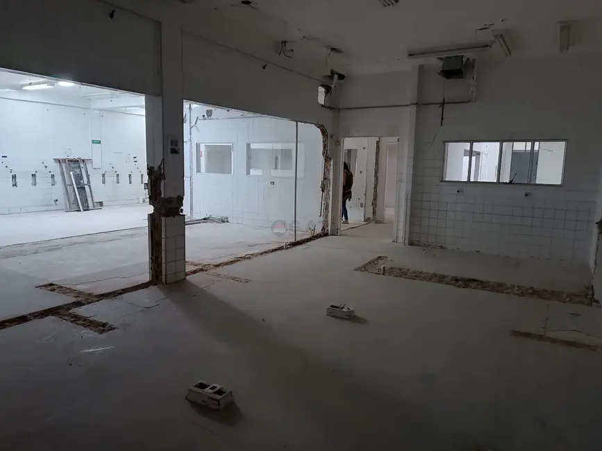 Armazém / Galpão para alugar, 1000m2 em Jardim Siriema, Sorocaba - SP - imagem 4 Foto 4 de Armazém / Galpão para alugar, 1000m2 em Jardim Siriema, Sorocaba - SP