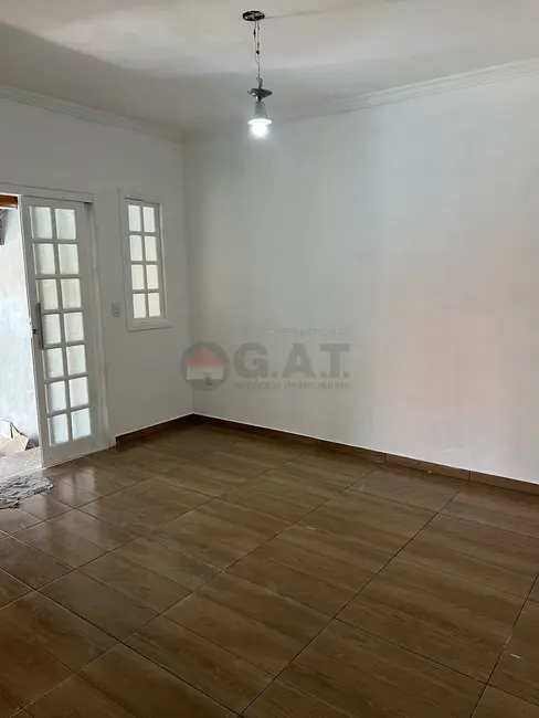 Casa com 4 quartos à venda, 200m2 em Jardim São Guilherme, Sorocaba - SP - imagem 8 Foto 8 de Casa com 4 quartos à venda, 200m2 em Jardim São Guilherme, Sorocaba - SP
