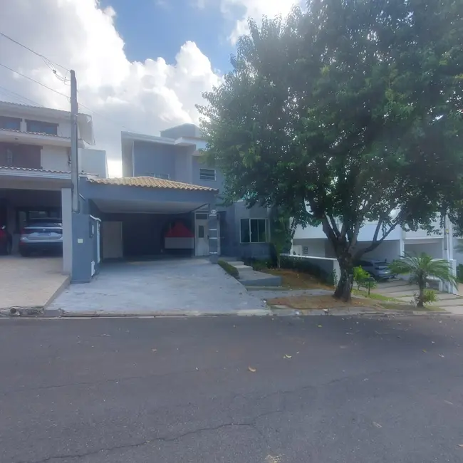 Casa de Condomínio com 3 quartos à venda, 250m2 em Aparecidinha, Sorocaba - SP - imagem 3 Foto 3 de Casa de Condomínio com 3 quartos à venda, 250m2 em Aparecidinha, Sorocaba - SP