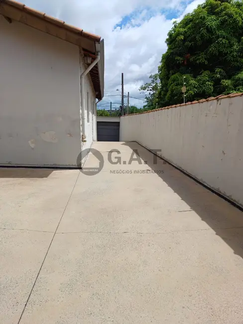 Casa com 3 quartos à venda, 150m2 em Jardim Simus, Sorocaba - SP - imagem 5 Foto 5 de Casa com 3 quartos à venda, 150m2 em Jardim Simus, Sorocaba - SP