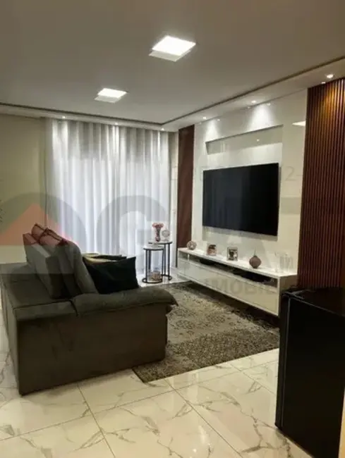 Casa de Condomínio com 3 quartos à venda, 140m2 em Horto Florestal, Sorocaba - SP - imagem 2 Foto 2 de Casa de Condomínio com 3 quartos à venda, 140m2 em Horto Florestal, Sorocaba - SP