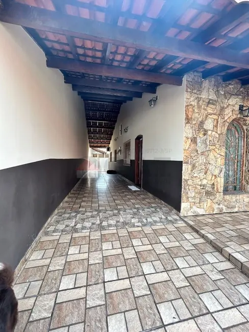 Foto 1 de Casa com 3 quartos à venda, 215m2 em Vila Jardini, Sorocaba - SP