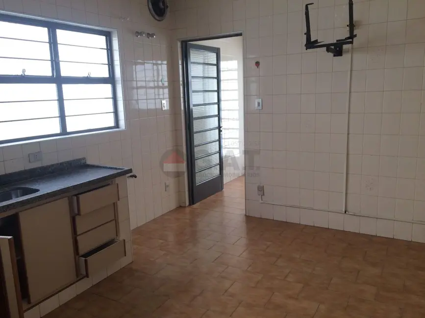 Casa com 3 quartos à venda, 125m2 em Vila Hortência, Sorocaba - SP - imagem 5 Foto 5 de Casa com 3 quartos à venda, 125m2 em Vila Hortência, Sorocaba - SP