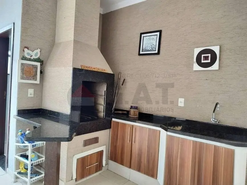 Foto 3 de Casa com 3 quartos à venda, 242m2 em Jardim Astro, Sorocaba - SP