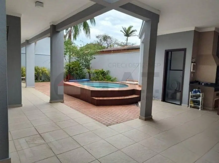 Foto 1 de Casa com 3 quartos à venda, 242m2 em Jardim Astro, Sorocaba - SP