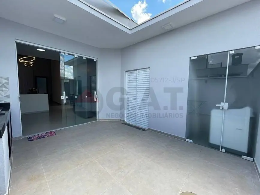 Casa de Condomínio com 3 quartos à venda, 109m2 em Cajuru do Sul, Sorocaba - SP - imagem 3 Foto 3 de Casa de Condomínio com 3 quartos à venda, 109m2 em Cajuru do Sul, Sorocaba - SP