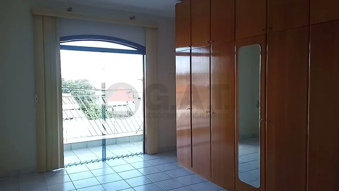 Foto 9 de Casa com 3 quartos à venda, 180m2 em Vila Carvalho, Sorocaba - SP