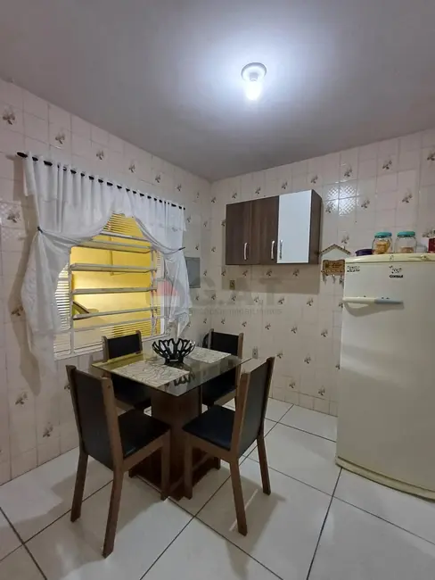Casa com 2 quartos à venda, 330m2 em Vila Santa Rita, Sorocaba - SP - imagem 3 Foto 3 de Casa com 2 quartos à venda, 330m2 em Vila Santa Rita, Sorocaba - SP