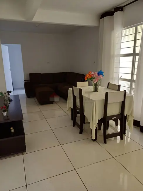 Casa com 2 quartos à venda, 330m2 em Vila Santa Rita, Sorocaba - SP - imagem 6 Foto 6 de Casa com 2 quartos à venda, 330m2 em Vila Santa Rita, Sorocaba - SP