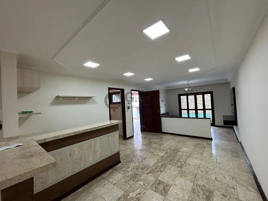 Foto 6 de Casa com 5 quartos à venda, 223m2 em Vila Augusta, Sorocaba - SP