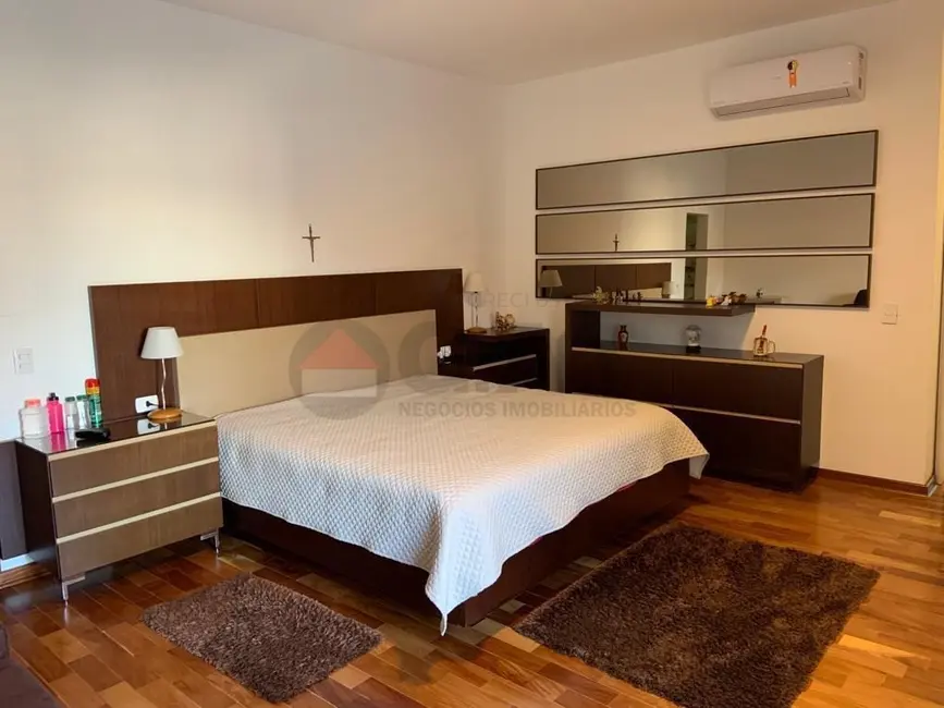 Casa de Condomínio com 3 quartos à venda, 405m2 em Jardim Residencial Tivoli Park, Sorocaba - SP - imagem 6 Foto 6 de Casa de Condomínio com 3 quartos à venda, 405m2 em Jardim Residencial Tivoli Park, Sorocaba - SP