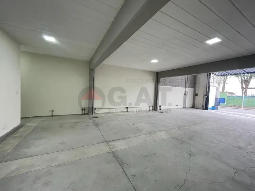 Foto 6 de Armazém / Galpão à venda, 185m2 em Jardim Zulmira, Sorocaba - SP