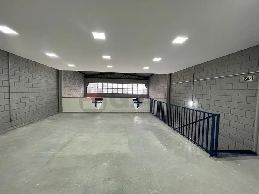 Foto 8 de Armazém / Galpão à venda, 185m2 em Jardim Zulmira, Sorocaba - SP