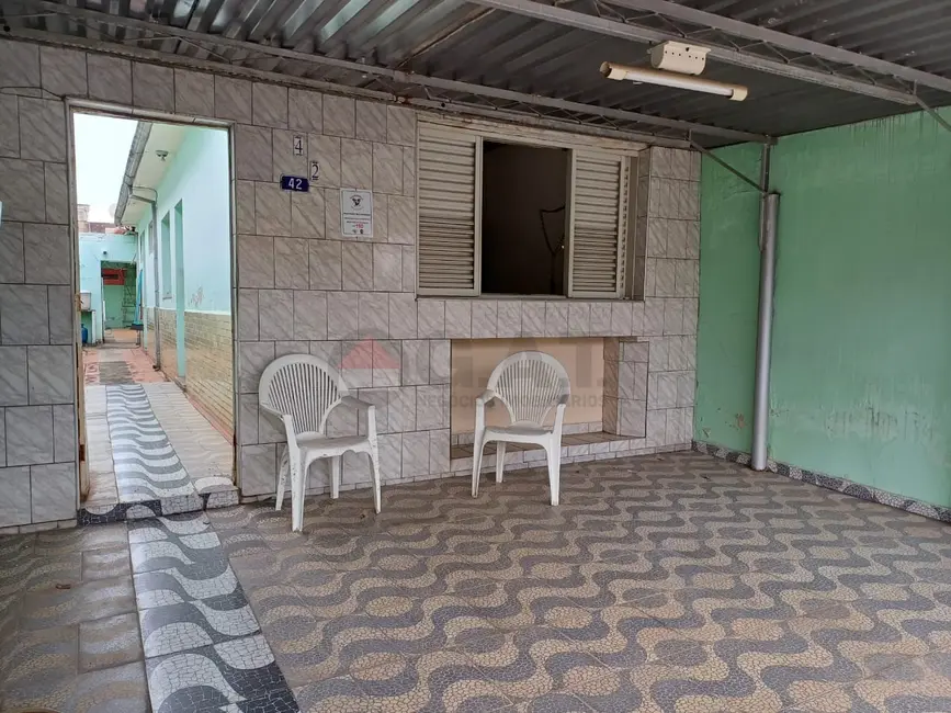 Casa com 1 quarto à venda, 109m2 em Vila Assis, Sorocaba - SP - imagem 3 Foto 3 de Casa com 1 quarto à venda, 109m2 em Vila Assis, Sorocaba - SP