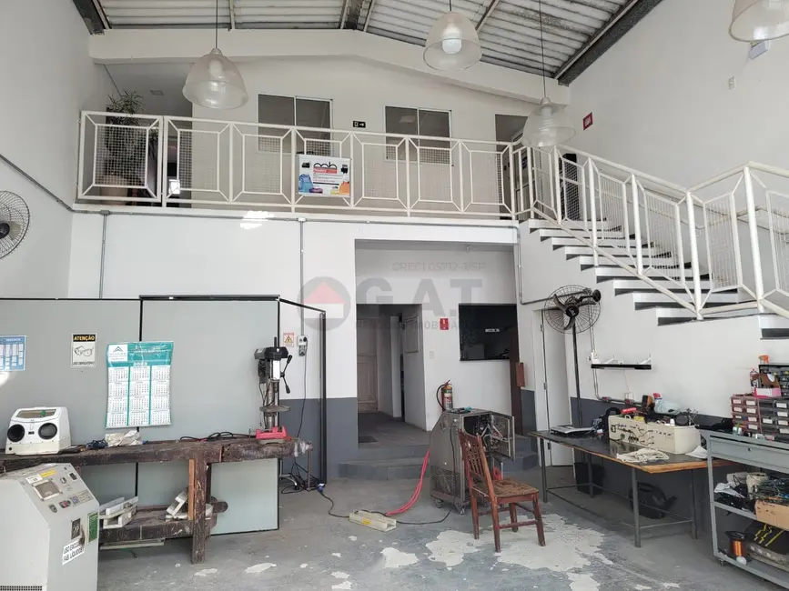 Foto 1 de Armazém / Galpão à venda, 150m2 em Jardim Santa Bárbara, Sorocaba - SP