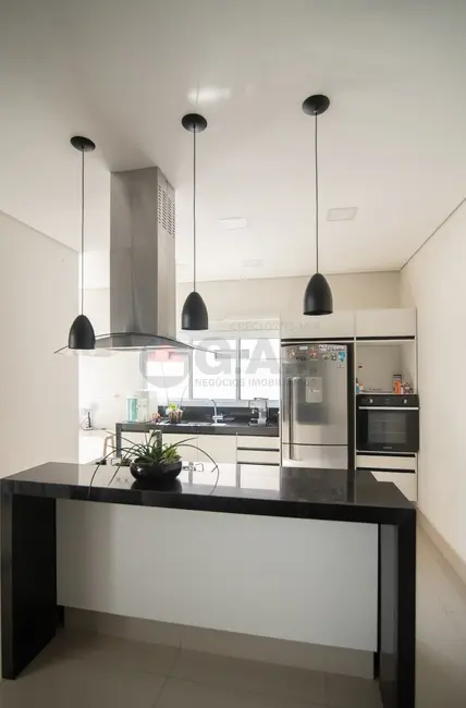 Casa de Condomínio com 3 quartos à venda, 300m2 em Brigadeiro Tobias, Sorocaba - SP - imagem 8 Foto 8 de Casa de Condomínio com 3 quartos à venda, 300m2 em Brigadeiro Tobias, Sorocaba - SP