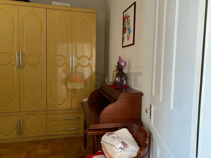 Casa com 3 quartos à venda, 100m2 em Vila Santa Rita, Sorocaba - SP - imagem 8 Foto 8 de Casa com 3 quartos à venda, 100m2 em Vila Santa Rita, Sorocaba - SP