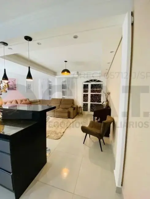 Casa com 3 quartos à venda, 125m2 em Vila Fiori, Sorocaba - SP - imagem 5 Foto 5 de Casa com 3 quartos à venda, 125m2 em Vila Fiori, Sorocaba - SP