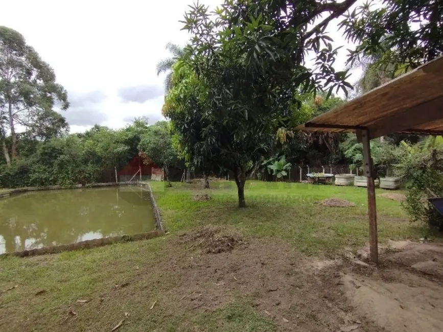 Foto 1 de Chácara com 2 quartos à venda, 50m2 em Salto De Pirapora - SP