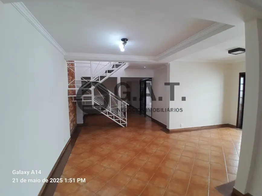 Foto 9 de Casa com 4 quartos à venda, 185m2 em Vila Trujillo, Sorocaba - SP