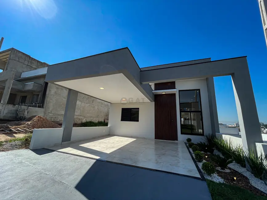 Foto 2 de Casa de Condomínio com 3 quartos à venda, 112m2 em Horto Florestal, Sorocaba - SP
