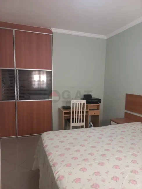 Casa de Condomínio com 3 quartos à venda, 310m2 em Jardim Ibiti do Paço, Sorocaba - SP - imagem 9 Foto 9 de Casa de Condomínio com 3 quartos à venda, 310m2 em Jardim Ibiti do Paço, Sorocaba - SP