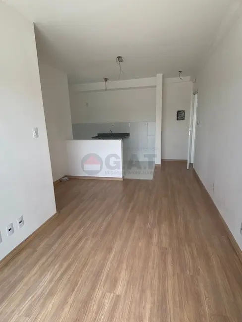 Apartamento com 2 quartos à venda, 53m2 em Chácaras Reunidas São Jorge, Sorocaba - SP - imagem 3 Foto 3 de Apartamento com 2 quartos à venda, 53m2 em Chácaras Reunidas São Jorge, Sorocaba - SP