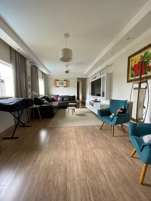 Foto 4 de Casa com 3 quartos à venda, 428m2 em Jardim Toledo, Votorantim - SP