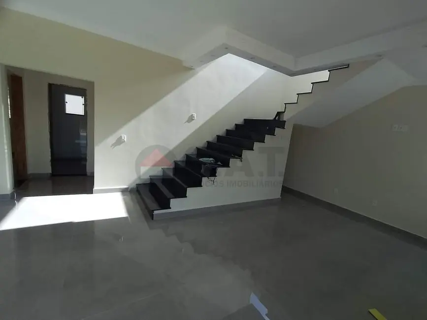 Chácara com 4 quartos à venda, 310m2 em Iperozinho, Capela Do Alto - SP - imagem 6 Foto 6 de Chácara com 4 quartos à venda, 310m2 em Iperozinho, Capela Do Alto - SP