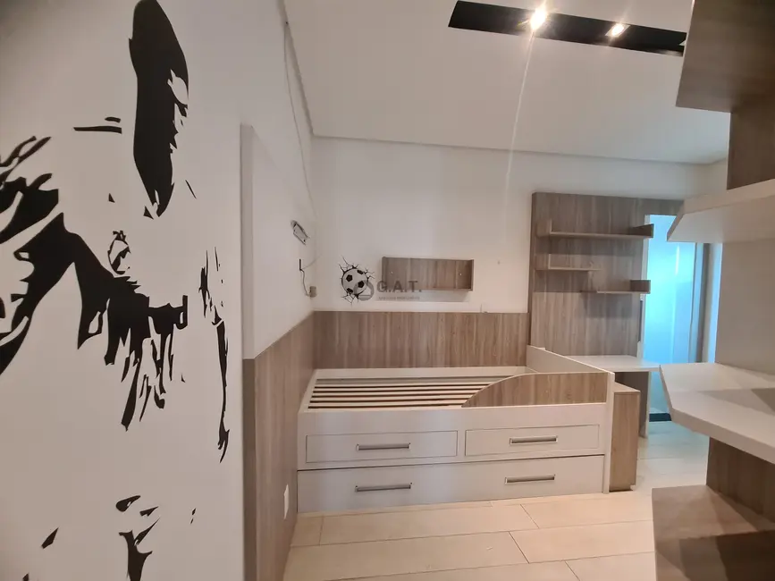 Apartamento com 3 quartos à venda, 214m2 em Jardim Faculdade, Sorocaba - SP - imagem 8 Foto 8 de Apartamento com 3 quartos à venda, 214m2 em Jardim Faculdade, Sorocaba - SP