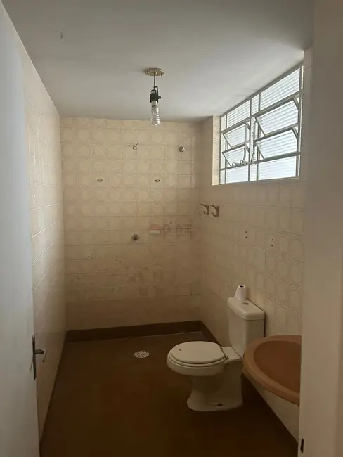 Casa com 5 quartos à venda, 200m2 em Centro, Sorocaba - SP - imagem 9 Foto 9 de Casa com 5 quartos à venda, 200m2 em Centro, Sorocaba - SP