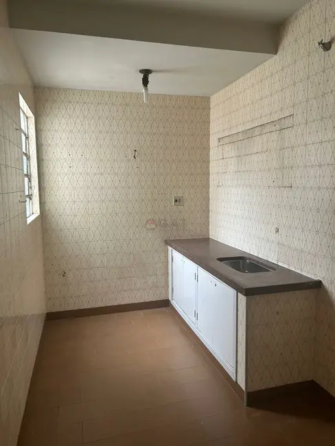 Casa com 5 quartos à venda, 200m2 em Centro, Sorocaba - SP - imagem 8 Foto 8 de Casa com 5 quartos à venda, 200m2 em Centro, Sorocaba - SP