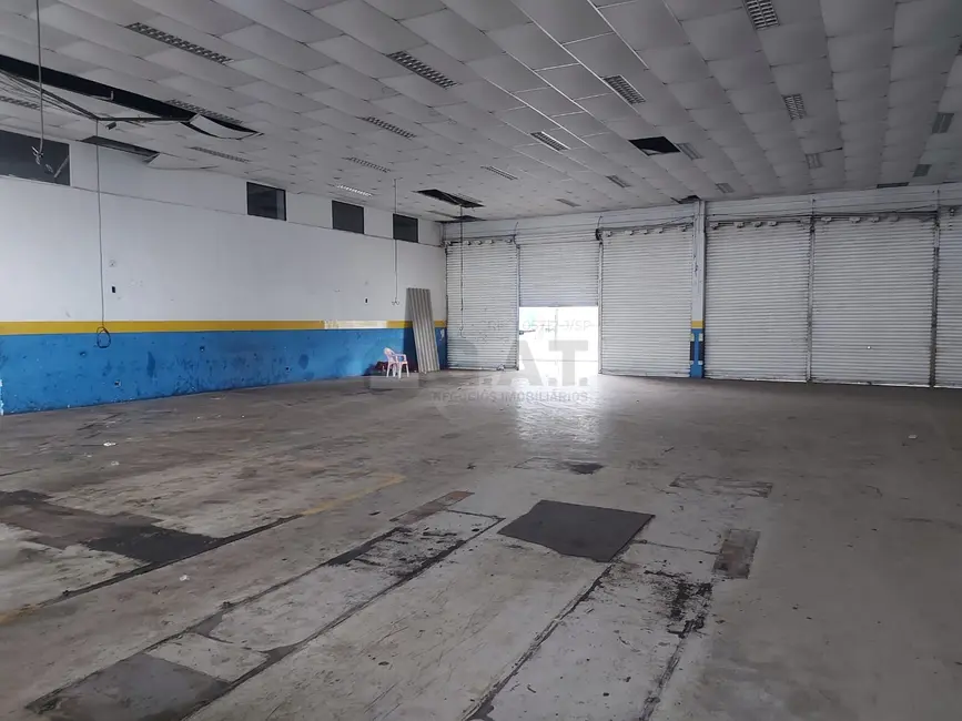 Foto 4 de Sala Comercial para alugar, 585m2 em Vila Lucy, Sorocaba - SP